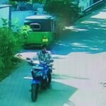 அக்கரைப்பற்றில் நள்ளிரவு பரபரப்பு!சிறுவர்கள் ஓட்டிய கார் மோதி இருவர் ஆபத்தான நிலையில் அனுமதி