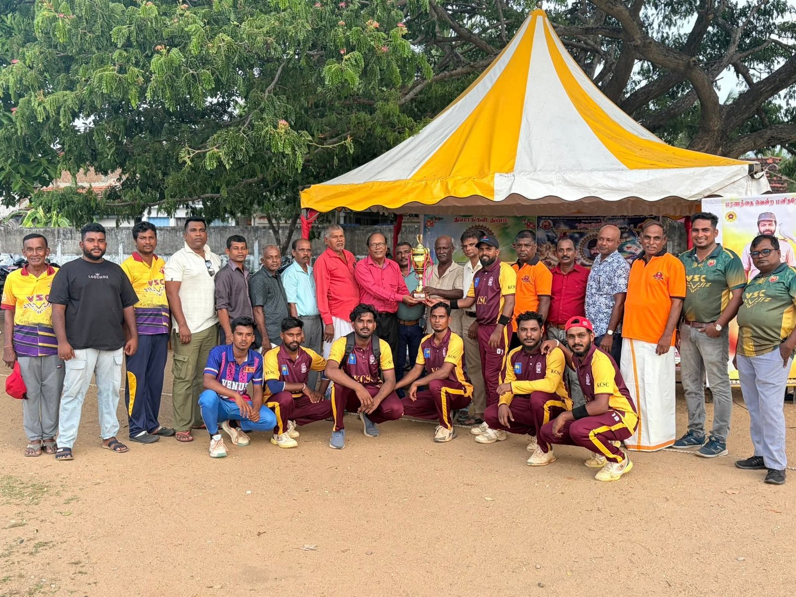 காரைதீவில் தியாகிகள் தின நிகழ்வு- ஞாபகார்த்த கிண்ண கிரிக்கெட் சுற்றுப் போட்டியும் நடைபெற்றது